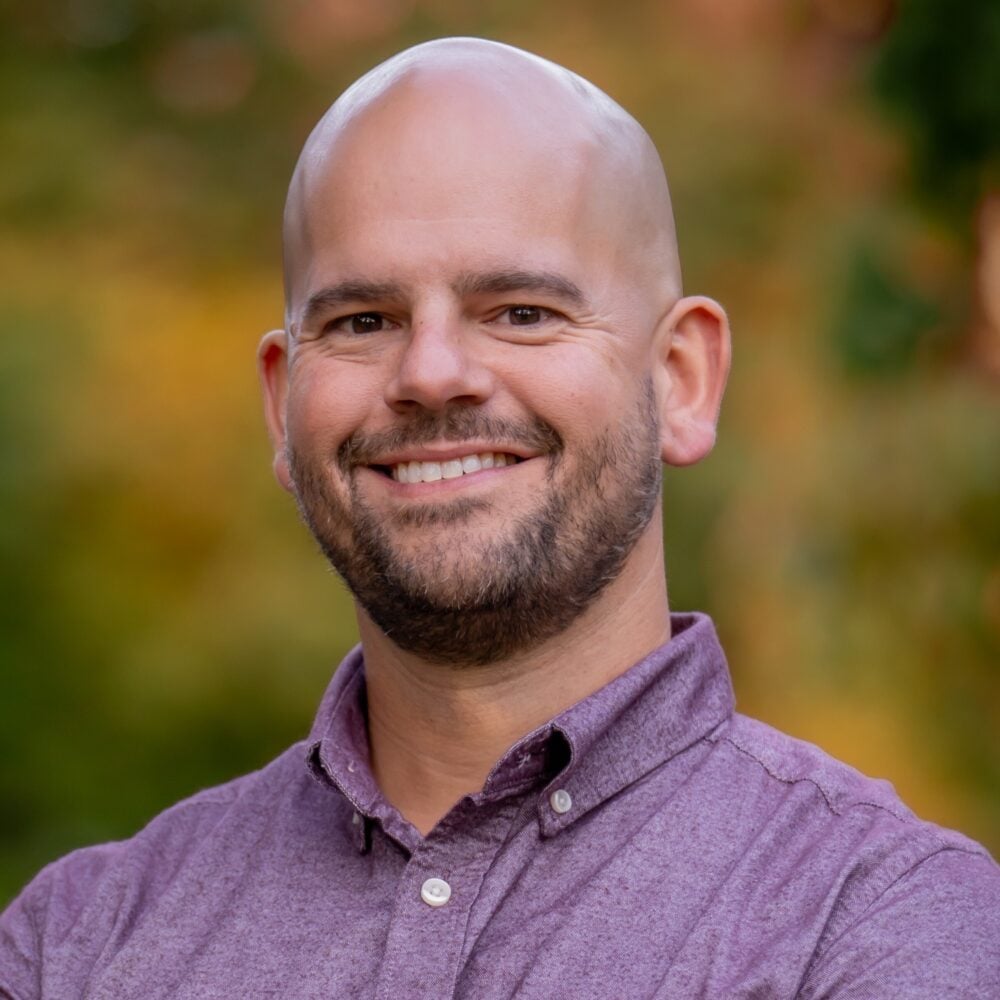 Dan Emr